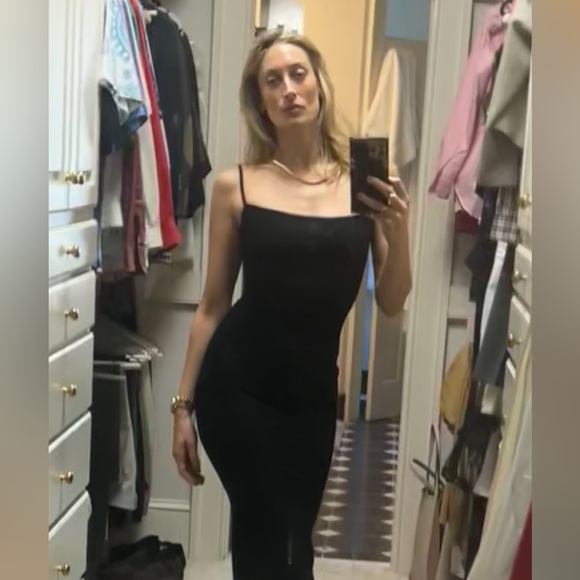 Meet your Posher, Jessica - Picture 2 of 2